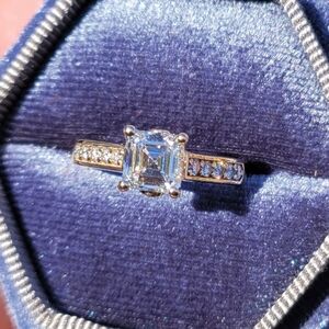 James Allen IGI Certified Asscher Cut G VS2 14K Diamond Engagement Ring